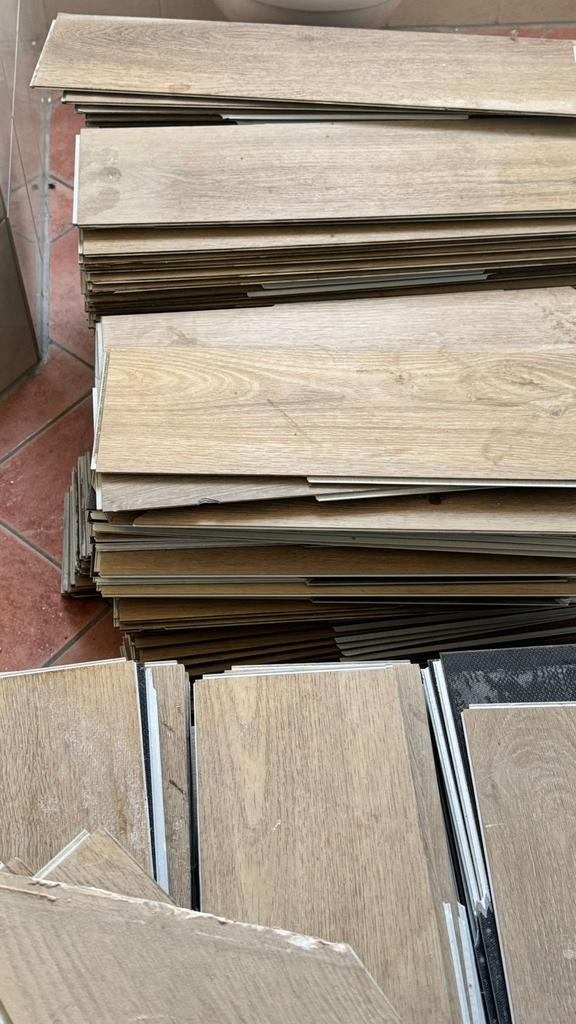 Gratis ophalen mooie visgraat pvc vloer ca 45m2, Doe-het-zelf en Verbouw, Vloerdelen en Plavuizen, Zo goed als nieuw, Overige typen