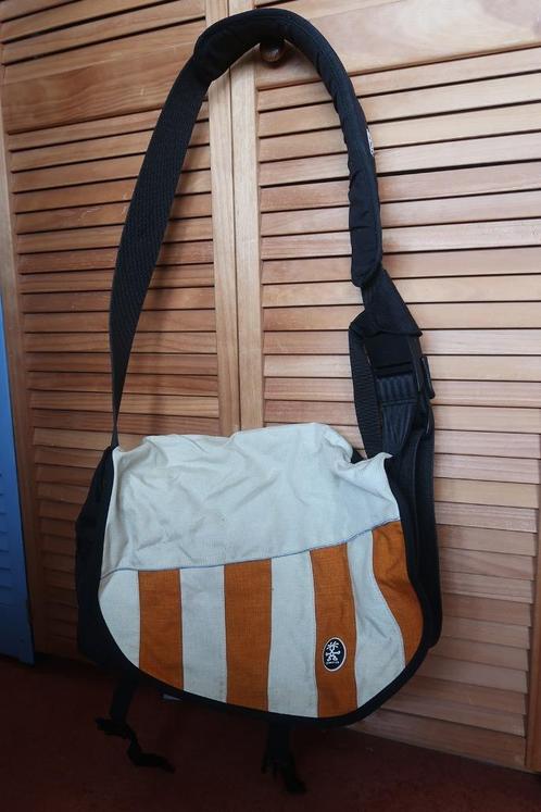 Crumpler Wonder Weenie, Computers en Software, Laptoptassen, Gebruikt, Schoudertas, 15 inch, Ophalen of Verzenden