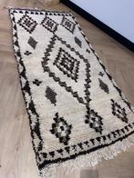 Marokkaans berber vloerkleed vintage, Huis en Inrichting, Woonaccessoires | Overige, Ophalen, Gebruikt
