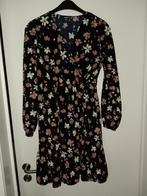 Donkerblauwe jurk met bloemen maat 40/42, NIEUW, Kleding | Dames, Jurken, Nieuw, Blauw, Shein, Knielengte