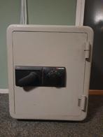 Kluis ter decoratie Sentry 1330, Ophalen, Gebruikt