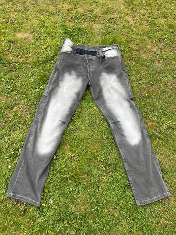 Richa Epic Motorbroek beschikbaar voor biedingen