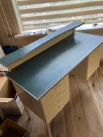 Gratis bureau, Ophalen