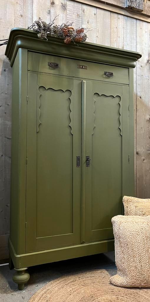 Mos groen Biedermeier meidenkast / kledingkast/ voorraadkast, Antiek en Kunst, Antiek | Meubels | Kasten, Ophalen