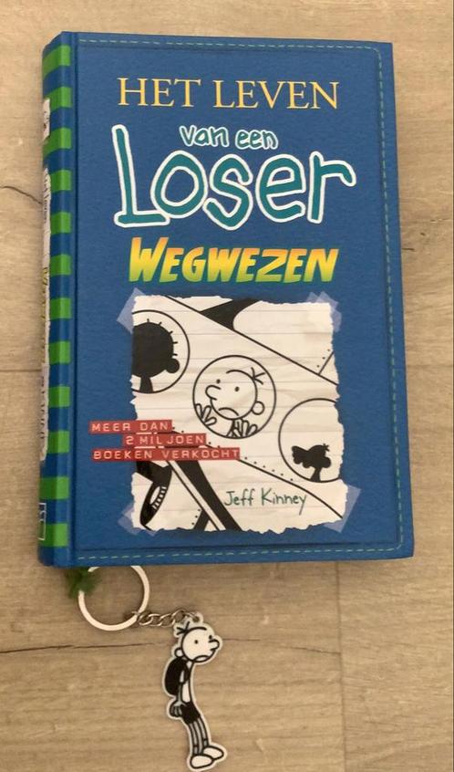 Het leven van een loser - Wegwezen, Jeff Kinney, Boeken, Kinderboeken | Jeugd | 10 tot 12 jaar, Zo goed als nieuw, Ophalen