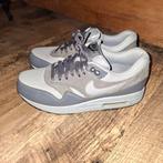 Nike Air Max 1 Grey maat 40, Kleding | Dames, Schoenen, Ophalen of Verzenden, Zo goed als nieuw, Grijs, Sneakers of Gympen