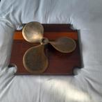 Bronzen Scheepsschroef op Houten Plank, Ophalen, Brons