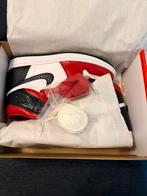 Tekoop jordan 1 H OG Satin maat 39, Overige kleuren, Nieuw, Ophalen of Verzenden, Sneakers of Gympen