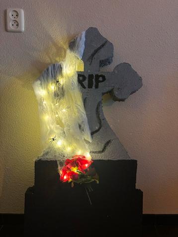 Halloween Grafsteen met Verlichting beschikbaar voor biedingen