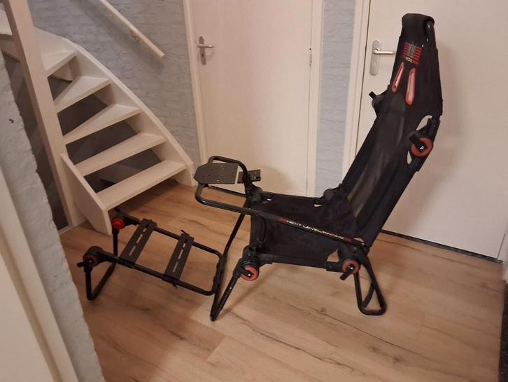 Next Level Racing F-GT Lite - Racestoel Cockpit, Spelcomputers en Games, Spelcomputers | Overige Accessoires, Zo goed als nieuw