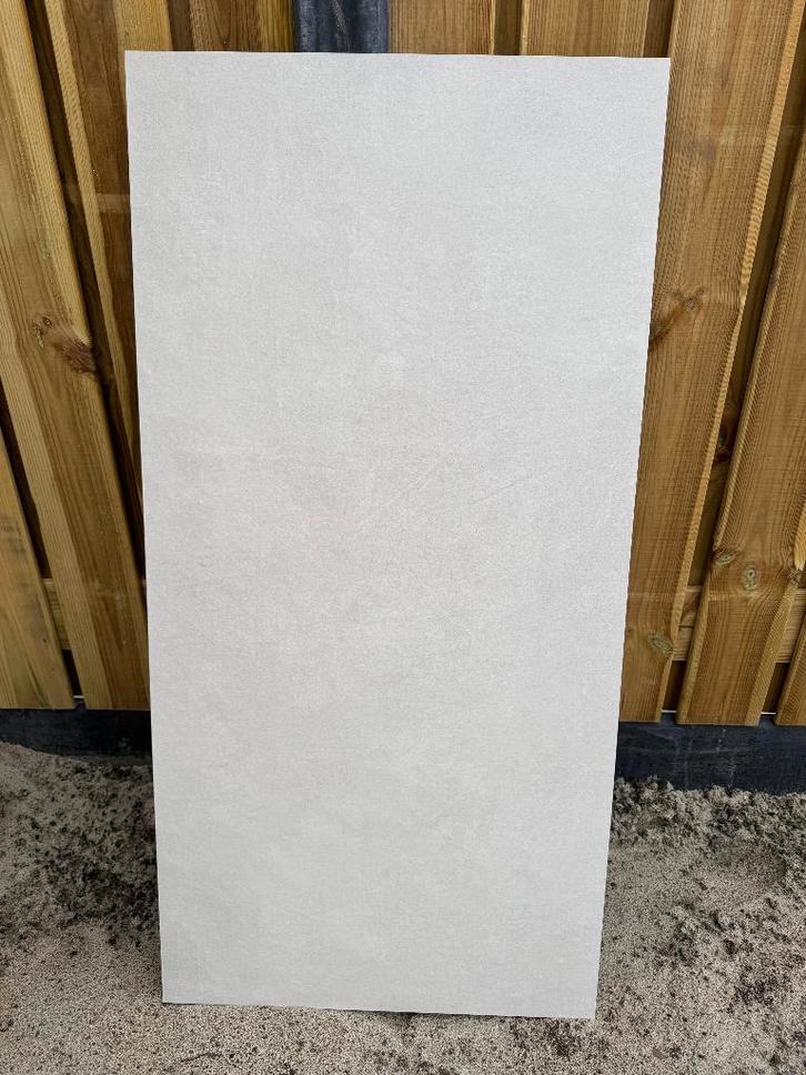 Pastorelli 600X1200 tegels - lichtgrijs - ONGEBRUIKT, Doe-het-zelf en Verbouw, Tegels, Nieuw, Vloertegels, Keramiek, 60 cm of meer