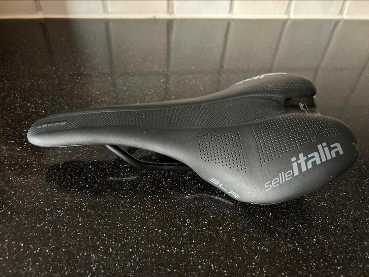 Te koop Selle Italia SLR Boost 145 mm, Fietsen en Brommers, Fietsonderdelen, Zo goed als nieuw, Racefiets, Zadel, Ophalen of Verzenden