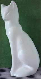 Poes/Sphynx. Art Deco. Wit plateel beeld. 43 cm., Ophalen, Zo goed als nieuw, Hond of Kat, Beeldje of Figuurtje
