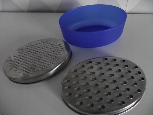 RVS rasp kaasrasp GROF + FIJN met bakje 17 cm Ikea Chosigt, Huis en Inrichting, Keuken | Keukenbenodigdheden, Gebruikt, Ophalen of Verzenden