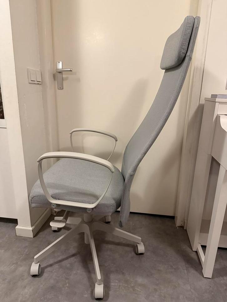 Ikea Markus Bureaustoel - light grijs - Zo Goed Als Nieuw!, Huis en Inrichting, Bureaustoelen, Zo goed als nieuw, Bureaustoel