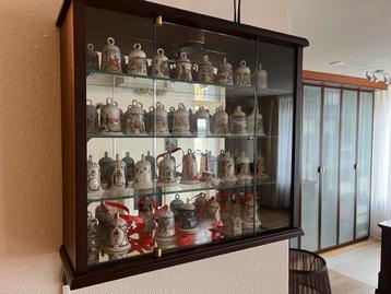 Wandkastje beschikbaar voor biedingen