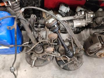 Wielnaaf compleet BMW E90 325i naaf draagarm remklauw hub beschikbaar voor biedingen