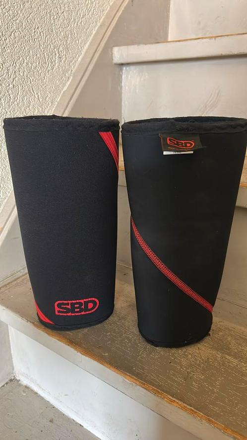 Sbd kneesleeves 7MM Large, Sport en Fitness, Fitnessmaterialen, Zo goed als nieuw, Overige typen, Ophalen of Verzenden