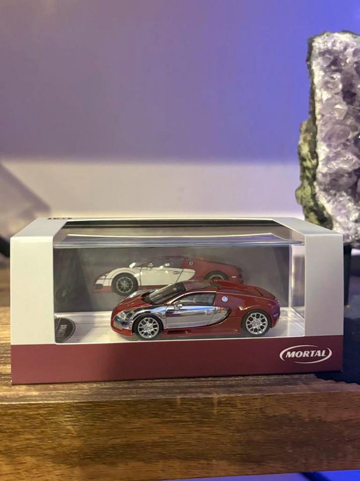 1:64 Mortal Bugatti Veyron Centenaire, Hobby en Vrije tijd, Modelauto's | Overige schalen, Zo goed als nieuw, Ophalen of Verzenden