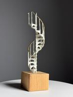 Staircase Model trap wit metaal, Ophalen