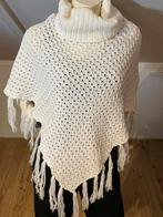 Creme Poncho - Zo Goed Als Nieuw! One size, Ophalen of Verzenden, Zo goed als nieuw