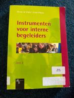 P. de Vries - 2, Ophalen of Verzenden, Zo goed als nieuw, P. de Vries; L. Heida