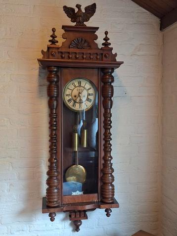 Mooie Antieke Regulateur Klok - Loopt Perfect! beschikbaar voor biedingen