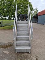 Rvs Trap, Doe-het-zelf en Verbouw, Ladders en Trappen, Ophalen, Nieuw, Minder dan 2 meter