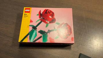 Lego set roze beschikbaar voor biedingen