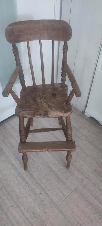 Vintage antiek houten brocante kinderstoel baby stoel  beschikbaar voor biedingen