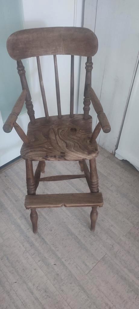 Vintage antiek houten brocante kinderstoel baby stoel, Kinderen en Baby's, Kinderkamer | Tafels en Stoelen, Gebruikt, Stoel(en)