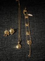 Goudkleurige 3 delige set van alpha jewels nieuww, Ophalen of Verzenden, Nieuw, Goud, Overige materialen