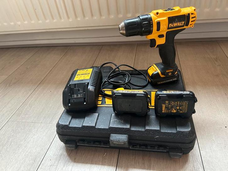 Accu Boormachine Dewalt DCD710 10,8V 3 Li-ion Accu’s, Doe-het-zelf en Verbouw, Gereedschap | Boormachines, Zo goed als nieuw, Boormachine