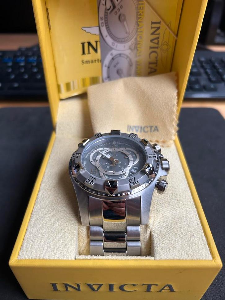 Invicta Excursion Reserve herenhorloge - Nieuw in doos!, Sieraden, Tassen en Uiterlijk, Horloges | Heren, Nieuw, Polshorloge, Overige merken