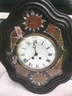Antieke Franse Ossenog Klok Parelmoer, Antiek en Kunst, Antiek | Klokken, Ophalen of Verzenden