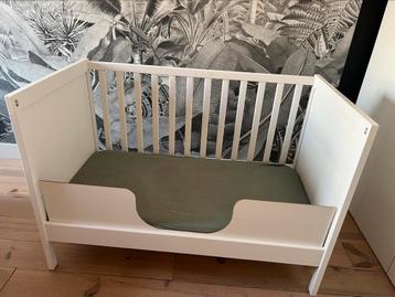 Ledikant ikea sundvik met HR koudschuim matras beschikbaar voor biedingen