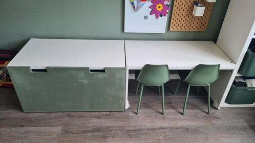 Ikea Smastad speelgoedkist met 2 banken, Kinderen en Baby's, Kinderkamer | Tafels en Stoelen, Ophalen