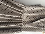 Stippel jurk, Beige, Knielengte, Ophalen, Maat 38/40 (M)