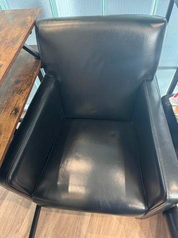 Leren stoelen te koop beschikbaar voor biedingen