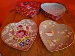 Pip Studio Heart Shaped plates, Huis en Inrichting, Keuken | Servies, Ophalen, Zo goed als nieuw, Bord(en), Overige stijlen