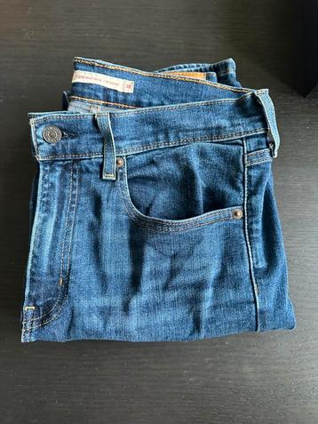 Levi’s Premium broek dames 724 high rise straight, maat 30 beschikbaar voor biedingen