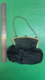 Beugeltasje , goudkleurige beugel, zwart stoffen tasje, Sieraden, Tassen en Uiterlijk, Tassen | Damestassen, Ophalen of Verzenden
