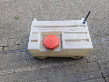 Watertank 70 liter 68x40x27cm beschikbaar voor biedingen