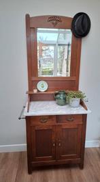 Antieke wastafelmeubel met marmer blad en bijzondere details, Ophalen, Zo goed als nieuw, 50 tot 100 cm, Minder dan 100 cm