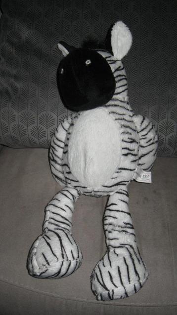 Zebra. Merk : Safari Knuffels. { nieuw } beschikbaar voor biedingen