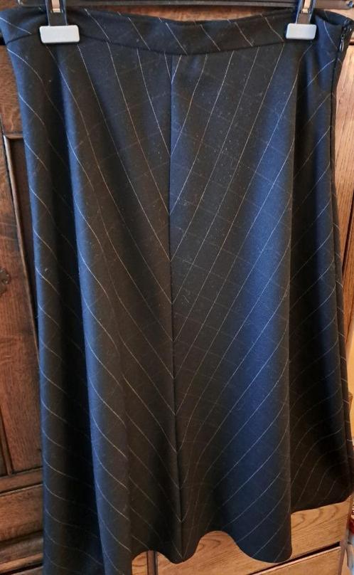 MarcCain rok maat 6 midi z.g.a.n., Kleding | Dames, Rokken, Zo goed als nieuw, Maat 42/44 (L), Zwart, Onder de knie, Verzenden