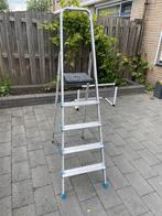 Huishoudtrap 5 treeds trap, Doe-het-zelf en Verbouw, Ladders en Trappen, Ophalen, Zo goed als nieuw, Minder dan 2 meter
