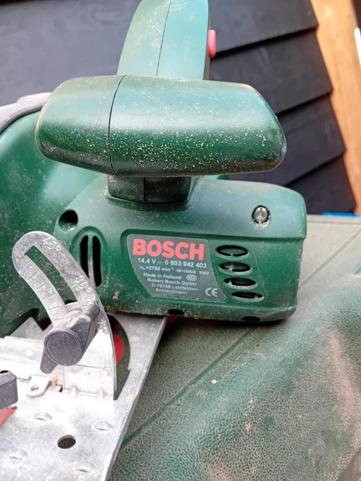 Bosch PKS 14,4 V Cirkelzaag - Zonder Accu, Doe-het-zelf en Verbouw, Gereedschap | Zaagmachines, Gebruikt, Cirkelzaag, Minder dan 600 watt