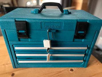 Makita opbergkist voor gereedschap beschikbaar voor biedingen