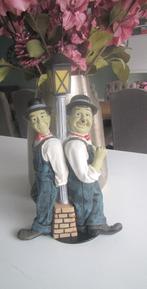 Laurel en Hardy bij lantaarnpaal, Verzamelen, Ophalen of Verzenden, Zo goed als nieuw, Mens